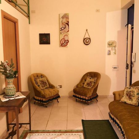 B&B Il Nespolo ساليرنو المظهر الخارجي الصورة