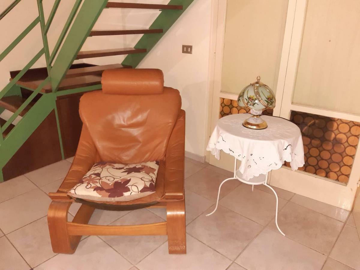 B&B Il Nespolo ساليرنو المظهر الخارجي الصورة